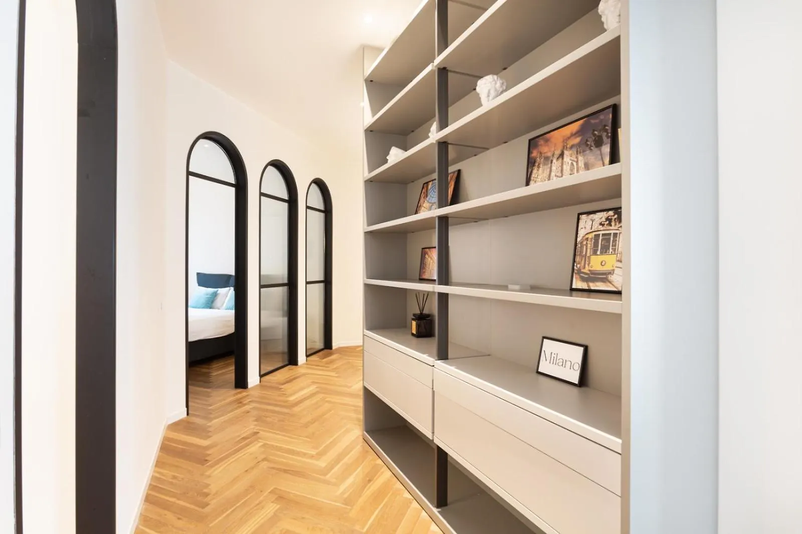 Cool And Big Central Apartment Duomo - White 밀라노